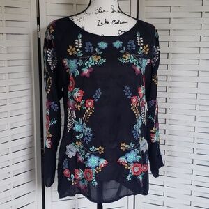 Johnny Was navy blue long sleeve 100% rayon crew neck women tunic top si…